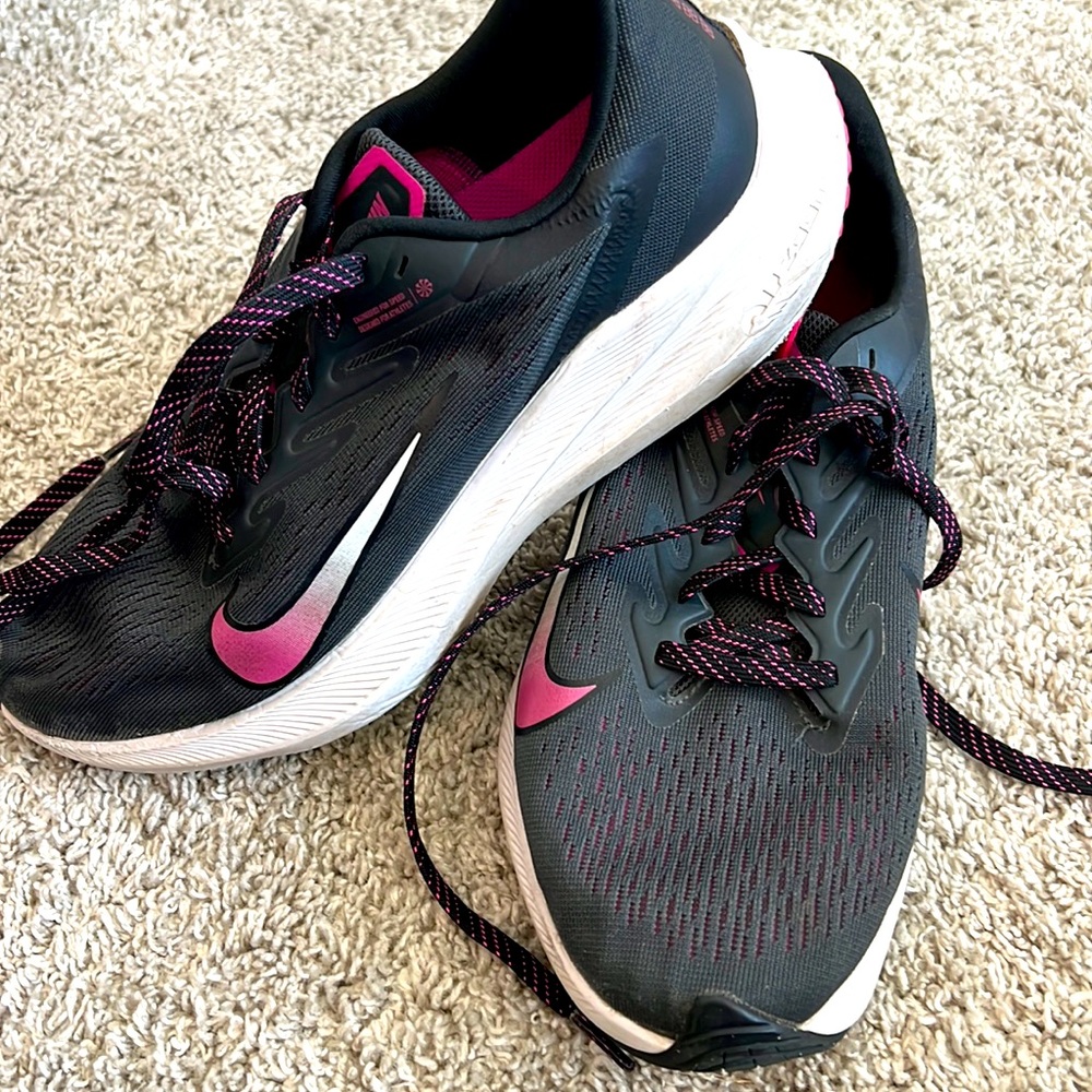 NIKE ZOOM WINFLO
